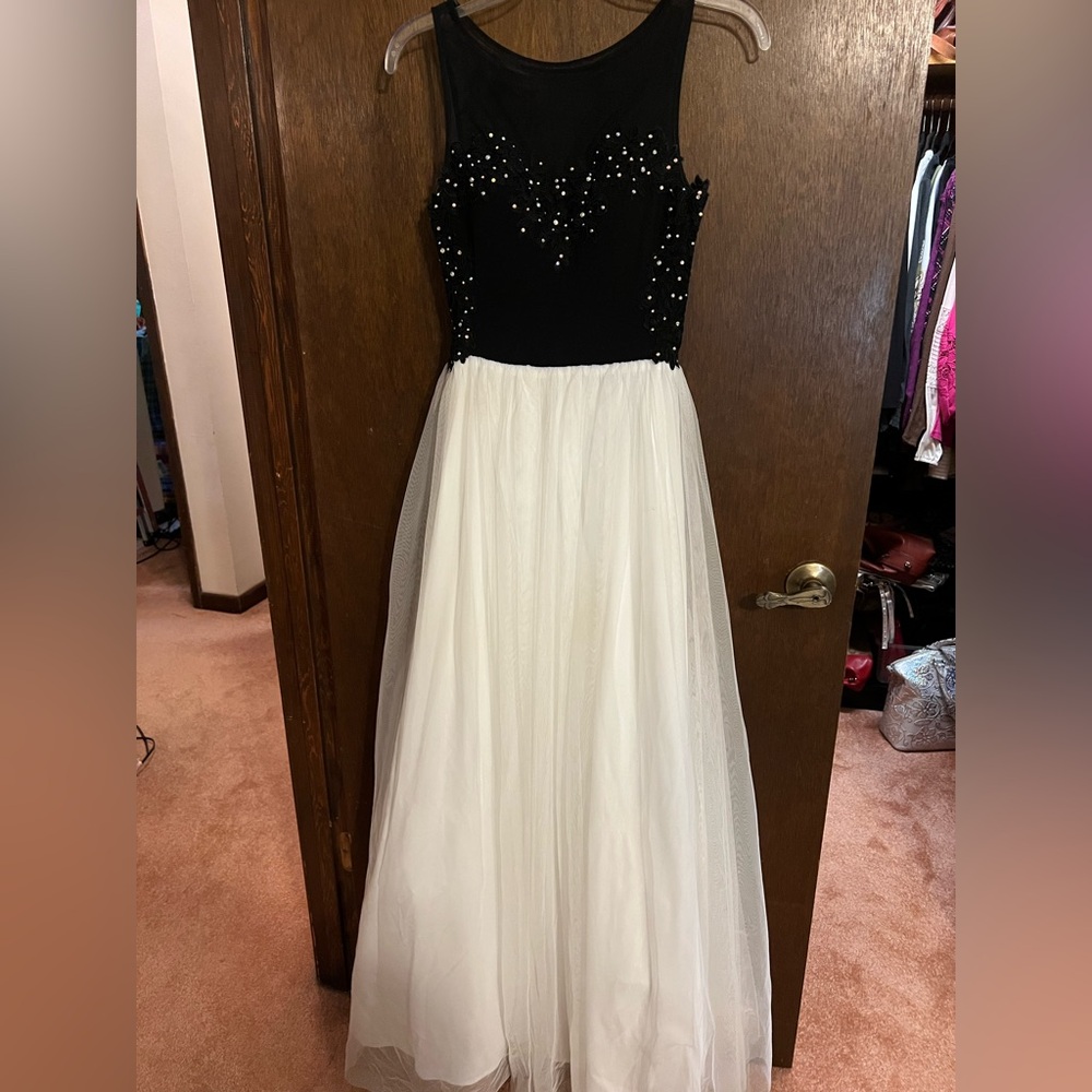 Elegant Black and White  Dress